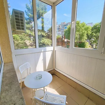 公寓 Mateo Summer Cinema 瓦爾納